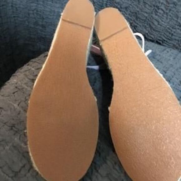 Sage and Simple Lilac Open Toe Wedge Sandals Size 10M - Picture 9 of 11